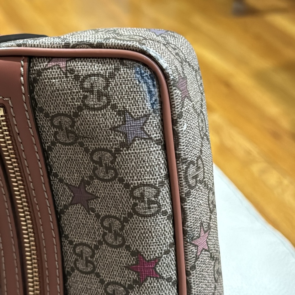 GUCCI CROSBODY BAG! Limited edition! - Picture 7 of 16
